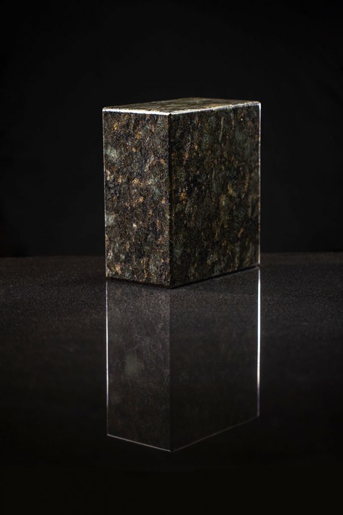 Urne granite - Monuments Gibson